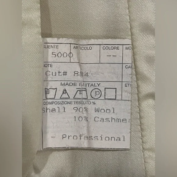 Apria vintage coat from Henri Bendel - Picture 9 of 10